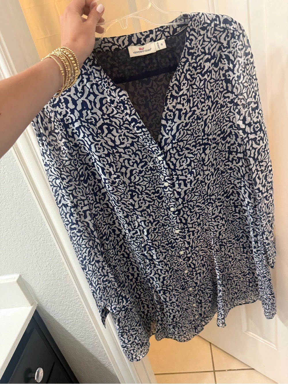 Vineyard Vines Navy and White Printed Button-Front Top